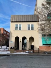 9 Court Sq, Harrisonburg, VA à louer Photo de l’immeuble– Image 2 sur 17