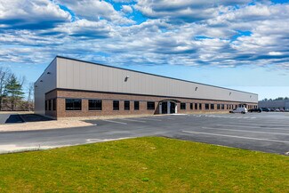 Plus de détails pour 111 Phoenix Crossing, Bloomfield, CT - Industriel/Logistique à louer