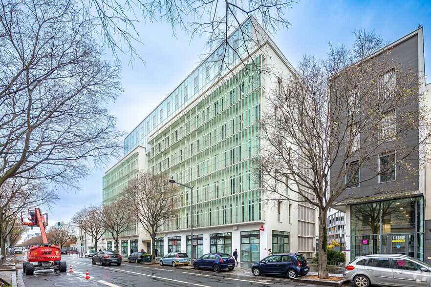 Bureau dans Lyon à louer - Photo de l’immeuble – Image 2 sur 2