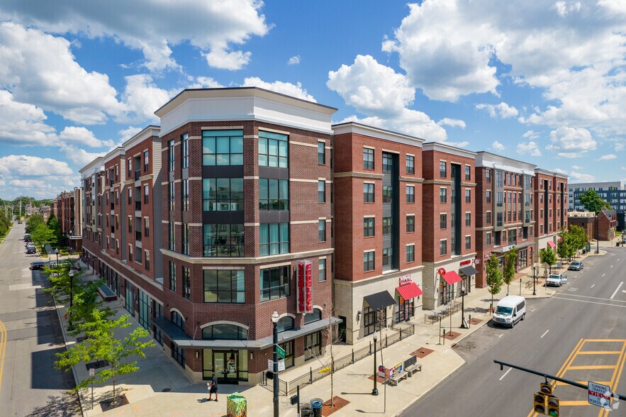 1494 N High St, Columbus, OH à louer - Photo de l’immeuble – Image 1 sur 6