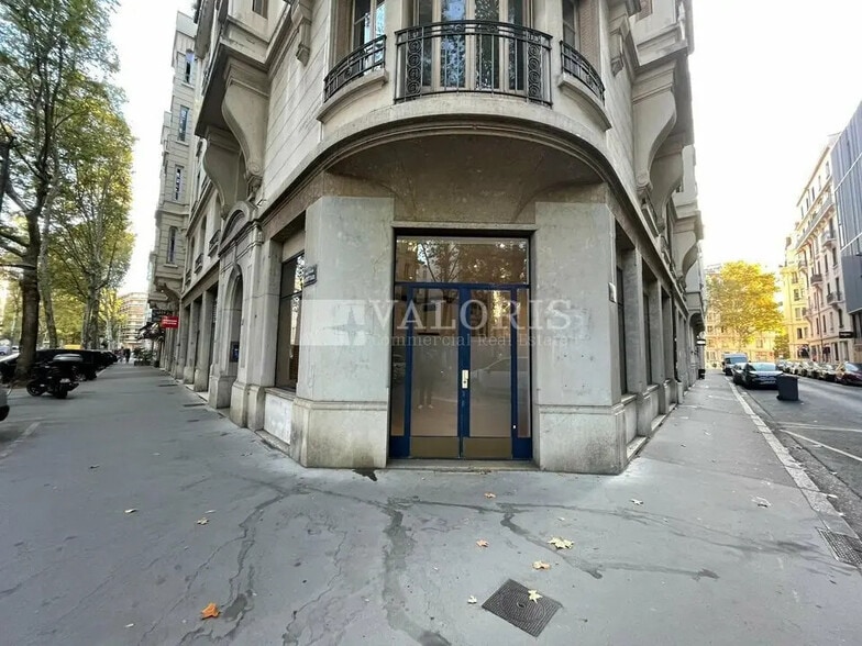 11 Boulevard Des Brotteaux, Lyon à louer - Photo de l’immeuble – Image 2 sur 5