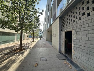 Plus de détails pour Local commercial à louer