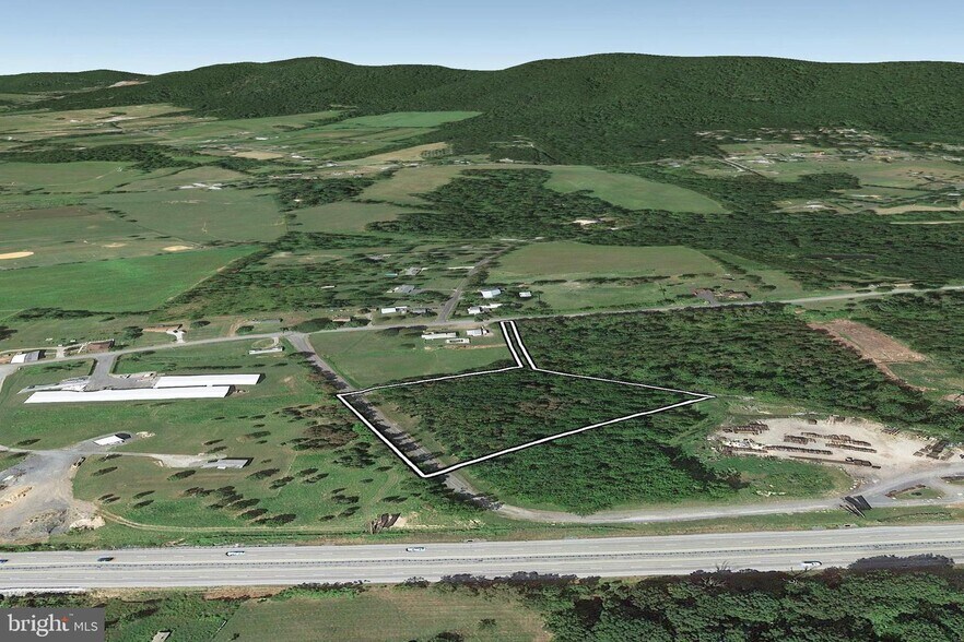 771 Range End Rd, Dillsburg, PA à vendre - Photo de l’immeuble – Image 2 sur 5