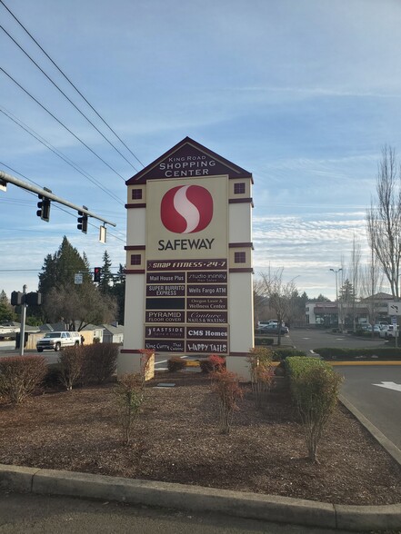 4200-4370 SE King Rd, Milwaukie, OR à louer - Photo de l’immeuble – Image 2 sur 7