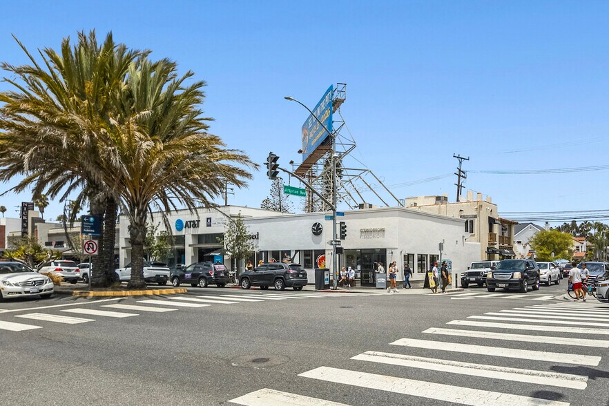 4923 E 2nd St, Long Beach, CA à louer - Photo de l’immeuble – Image 3 sur 10