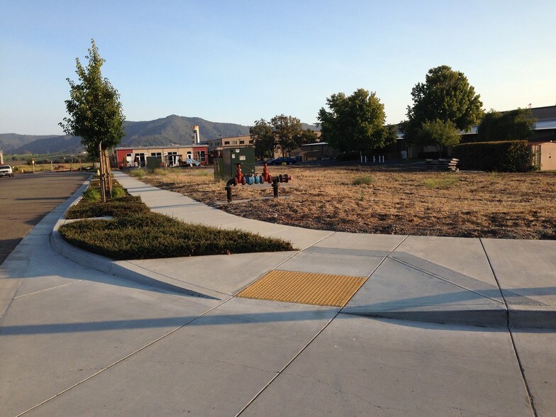 4015 Earthwood Ln, San Luis Obispo, CA à vendre - Photo principale – Image 1 sur 3