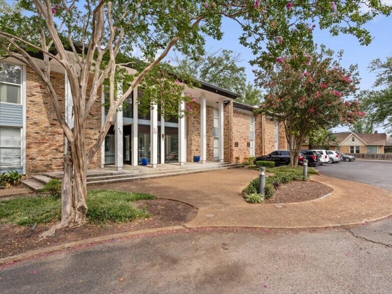 Rare East Memphis Multifamily Portfolio portefeuille de 2 biens à vendre sur LoopNet.fr - Photo de l’immeuble – Image 3 sur 33