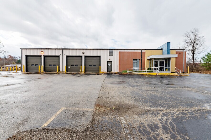 1798 Old PA 66, Delmont, PA à vendre - Photo de l’immeuble – Image 1 sur 9