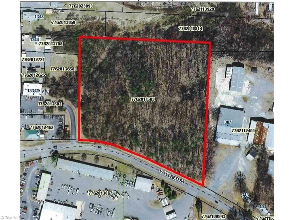E Allred St, Asheboro, NC à vendre Photo de l’immeuble– Image 1 sur 2