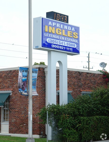 201 SW 27th Ave, Miami, FL à vendre - Photo de l’immeuble – Image 3 sur 3