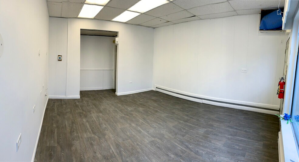 106 Woodbridge Ave, Highland Park, NJ à louer - Photo intérieure – Image 3 sur 3