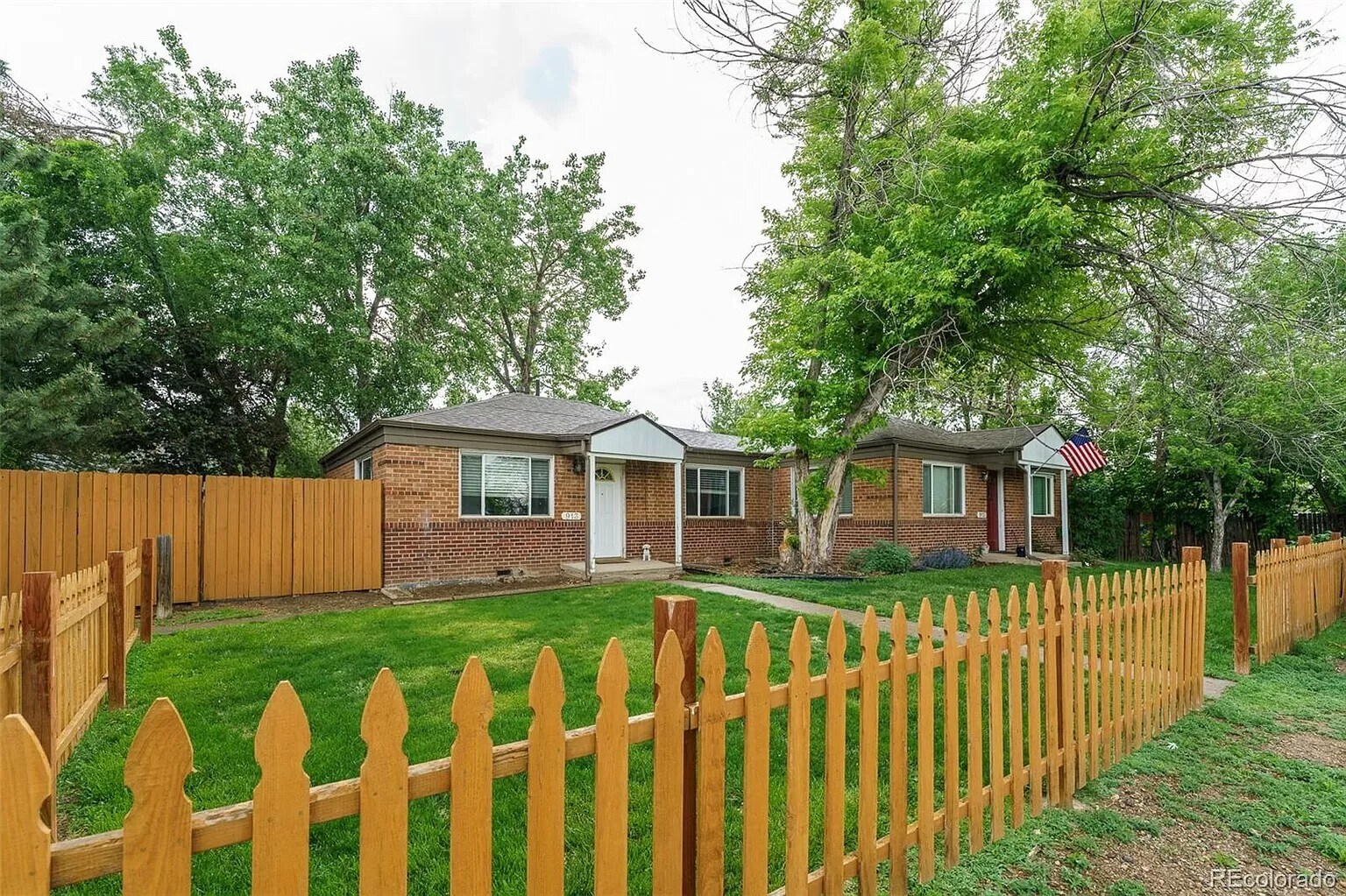 913 Kilmer St, Golden, CO à vendre Photo principale– Image 1 sur 8