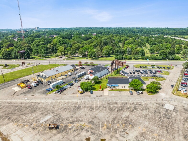 3380 Olentangy River Rd, Columbus, OH à vendre - Photo de l’immeuble – Image 3 sur 3