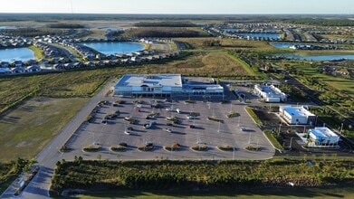 Building A- The Shoppes at Verdana Village Rd, Estero, FL à louer Photo intérieure– Image 1 sur 2