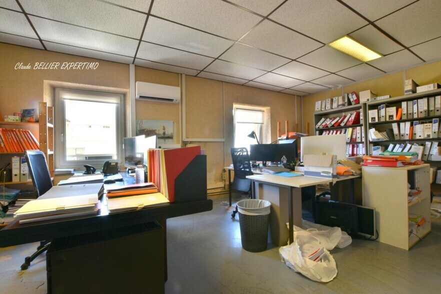 Bureau dans Marseille à louer - Photo de l’immeuble – Image 2 sur 11