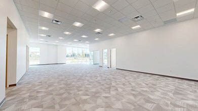 16200 Ben Hill Griffin Pky, Fort Myers, FL à louer Numérisation 3D Matterport– Image 1 sur 10