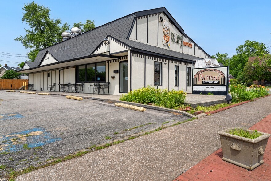 8320 Snow Rd, Parma, OH à vendre - Photo de l’immeuble – Image 3 sur 62