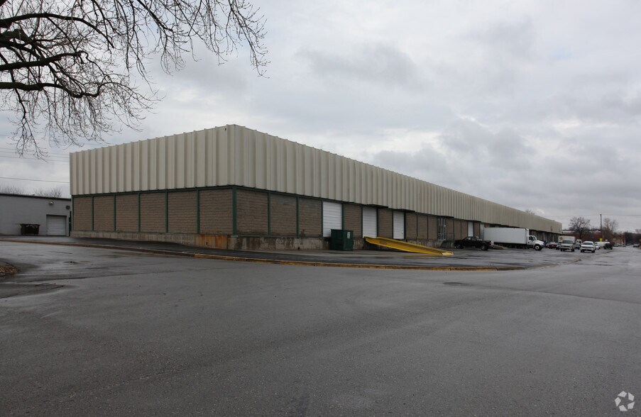 1500-1548 Erie St, North Kansas City, MO à louer - Photo de l’immeuble – Image 3 sur 5