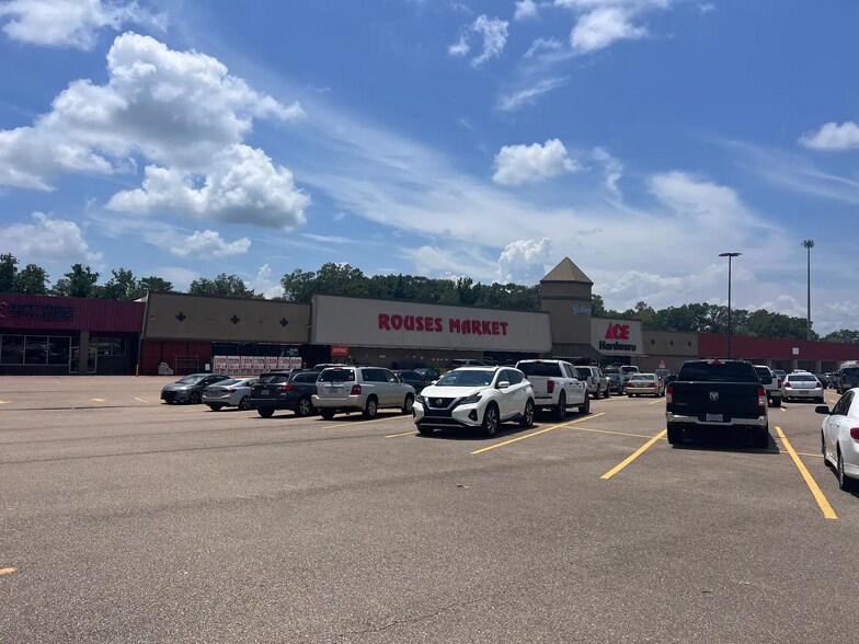 2100-2300 Hwy 64, Zachary, LA à louer - Photo de l’immeuble – Image 1 sur 5