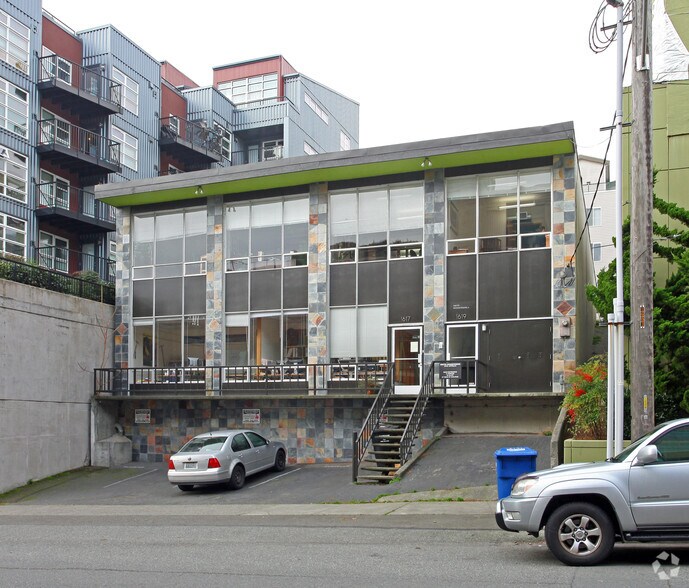 1617-1619 8th Ave N, Seattle, WA à vendre - Photo principale – Image 1 sur 3