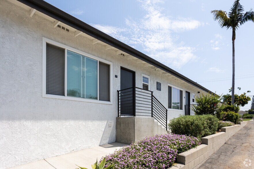311 N Idaho St, La Habra, CA à vendre - Photo de l’immeuble – Image 2 sur 31