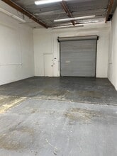 3529 Old Conejo Rd, Newbury Park, CA à louer Photo intérieure– Image 1 sur 2