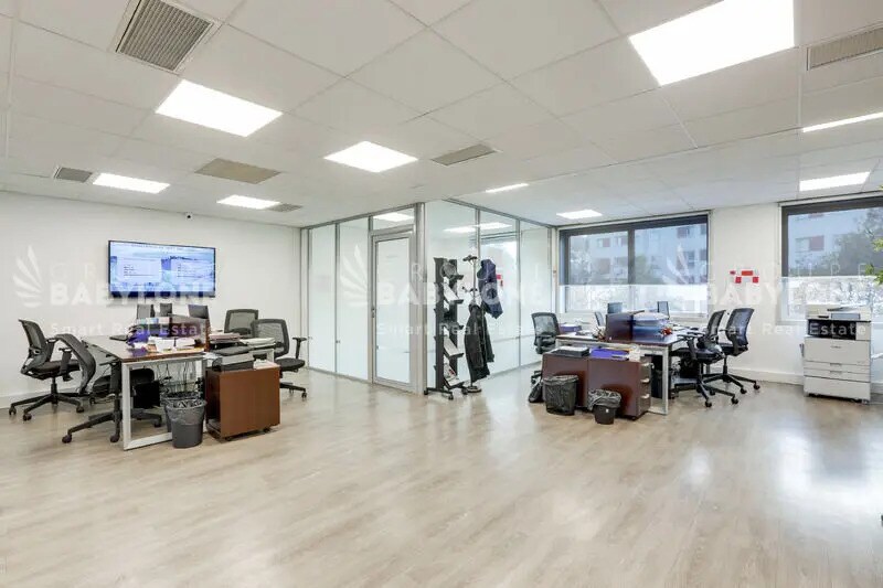Bureau dans Boulogne-Billancourt à vendre Photo intérieure– Image 1 sur 9