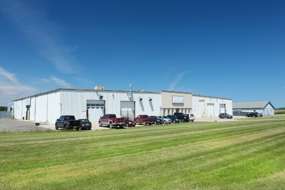 1425 Creamery Rd, London, ON à louer Photo principale– Image 1 sur 2