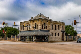 Plus de détails pour 119 N Main St, Jacksboro, TX - Hôtellerie à vendre