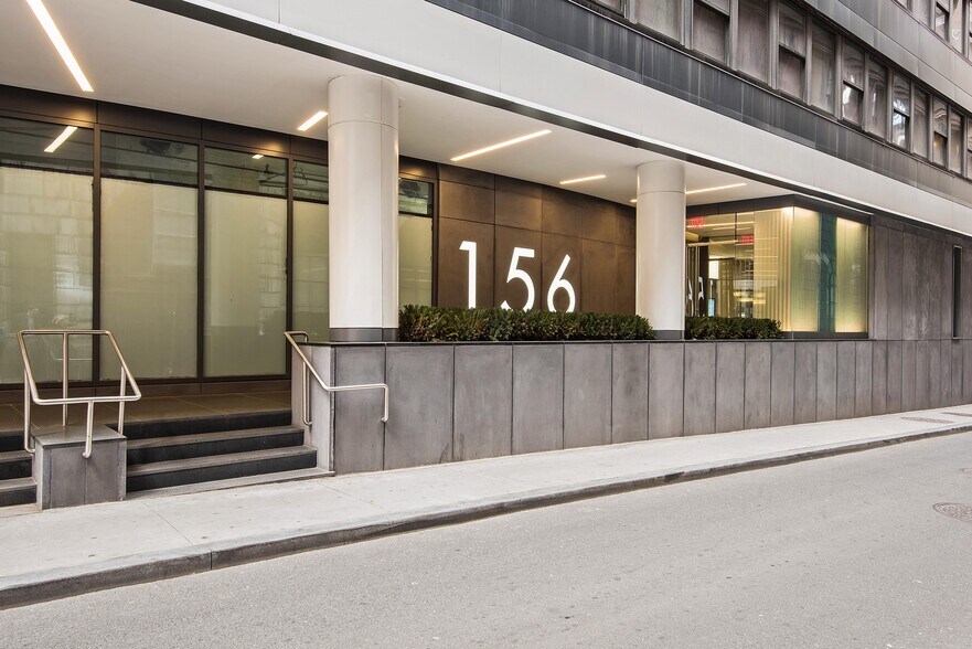 156 William St, New York, NY à louer - Photo de l’immeuble – Image 2 sur 18
