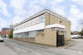 14-43 Victoria Rd, Aldershot à louer Photo de l’immeuble– Image 2 sur 2