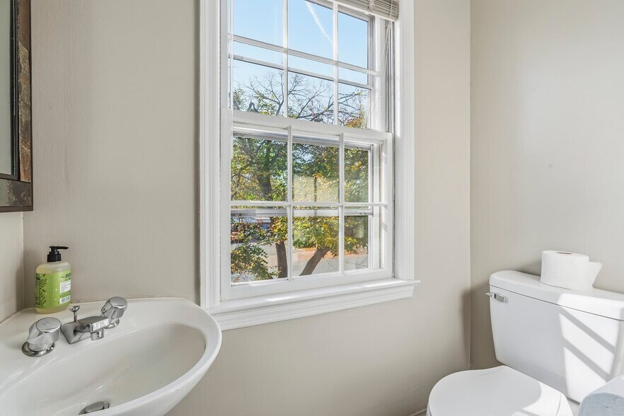 801-809 Franklin St, Alexandria, VA à louer - Photo de l’immeuble – Image 3 sur 7