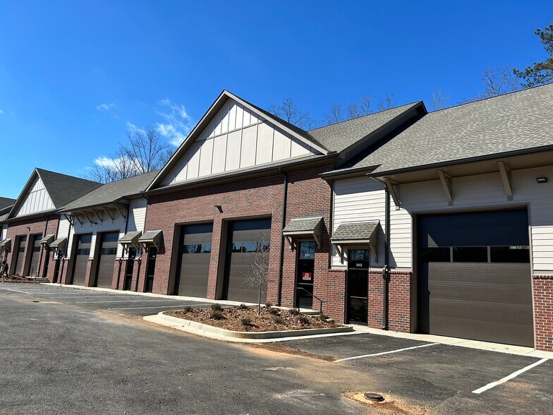 3770 Francis Cir, Alpharetta, GA à louer - Photo de l’immeuble – Image 2 sur 12