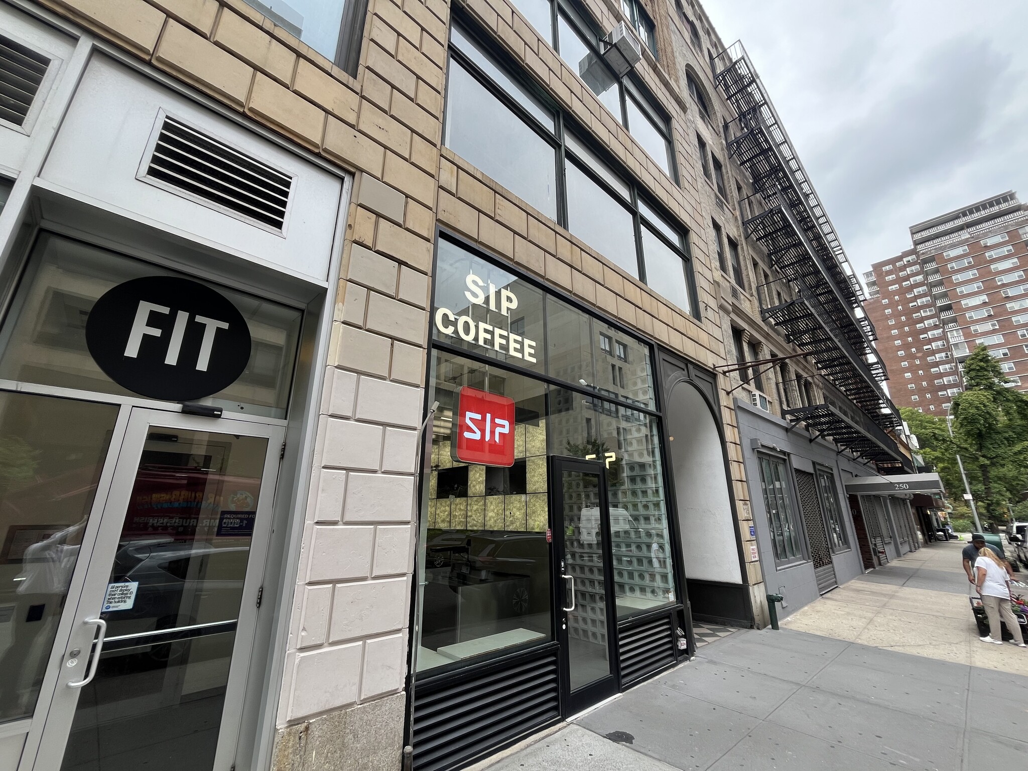 242 W 27th St, New York, NY à louer Photo intérieure– Image 1 sur 8