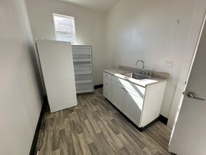 1285 Skillman Ln, Petaluma, CA à louer Photo intérieure– Image 2 sur 9