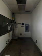 12761-12913 Harbor Blvd, Garden Grove, CA à louer Photo intérieure– Image 2 sur 8