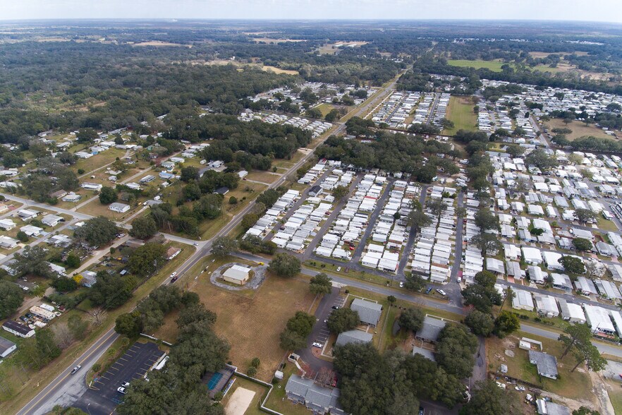 SR 54, Zephyrhills, FL à vendre - Photo de l’immeuble – Image 3 sur 5