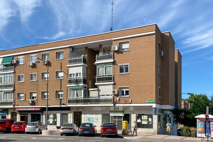 Local commercial dans Alcobendas, Madrid à louer - Photo principale – Image 1 sur 2