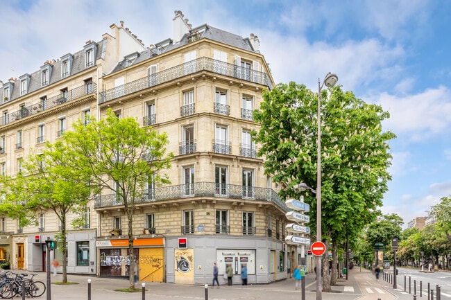 Plus de détails pour 24 Avenue Des Gobelins, Paris - Local commercial à louer