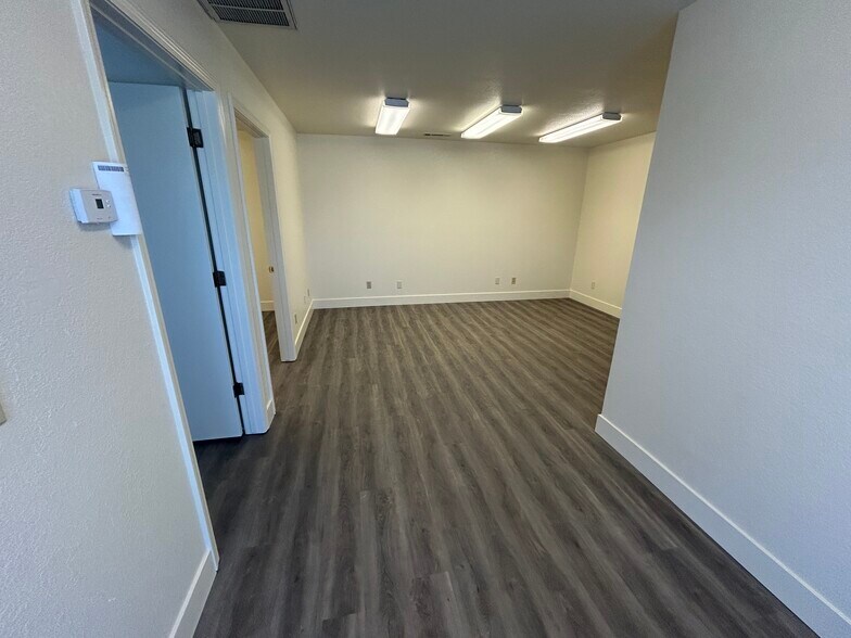3941 Holly Dr, Tracy, CA à louer - Photo de l’immeuble – Image 2 sur 9