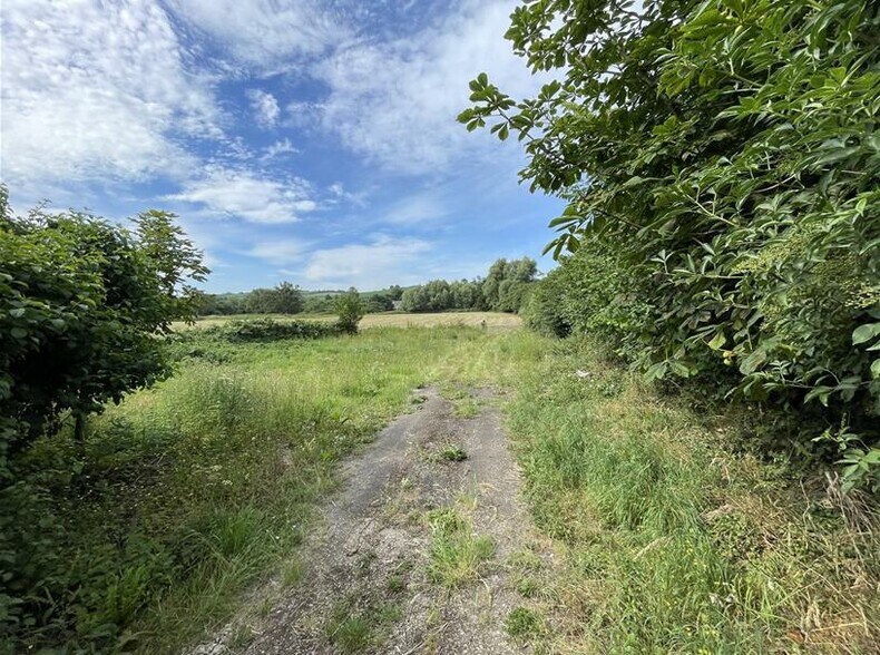 Dorchester Road, Maiden Newton à louer - Photo de l’immeuble – Image 2 sur 4