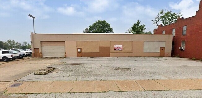3857 S Grand Ave, Saint Louis, MO à louer Photo de l’immeuble– Image 1 sur 3
