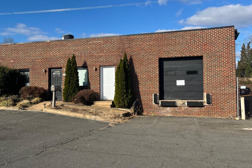 9400 Prince William St, Manassas, VA à louer - Photo de l’immeuble – Image 3 sur 11