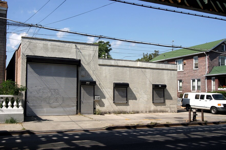 2402 McDonald Ave, Brooklyn, NY à vendre - Photo de l’immeuble – Image 2 sur 4