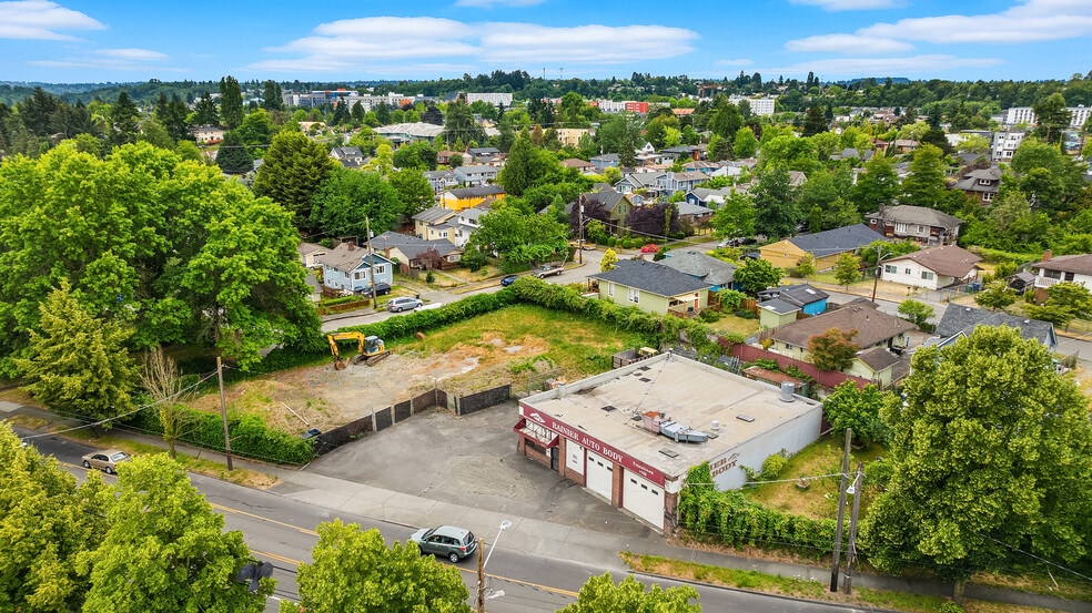 6355 Rainier Ave S, Seattle, WA à vendre - Photo de l’immeuble – Image 2 sur 4