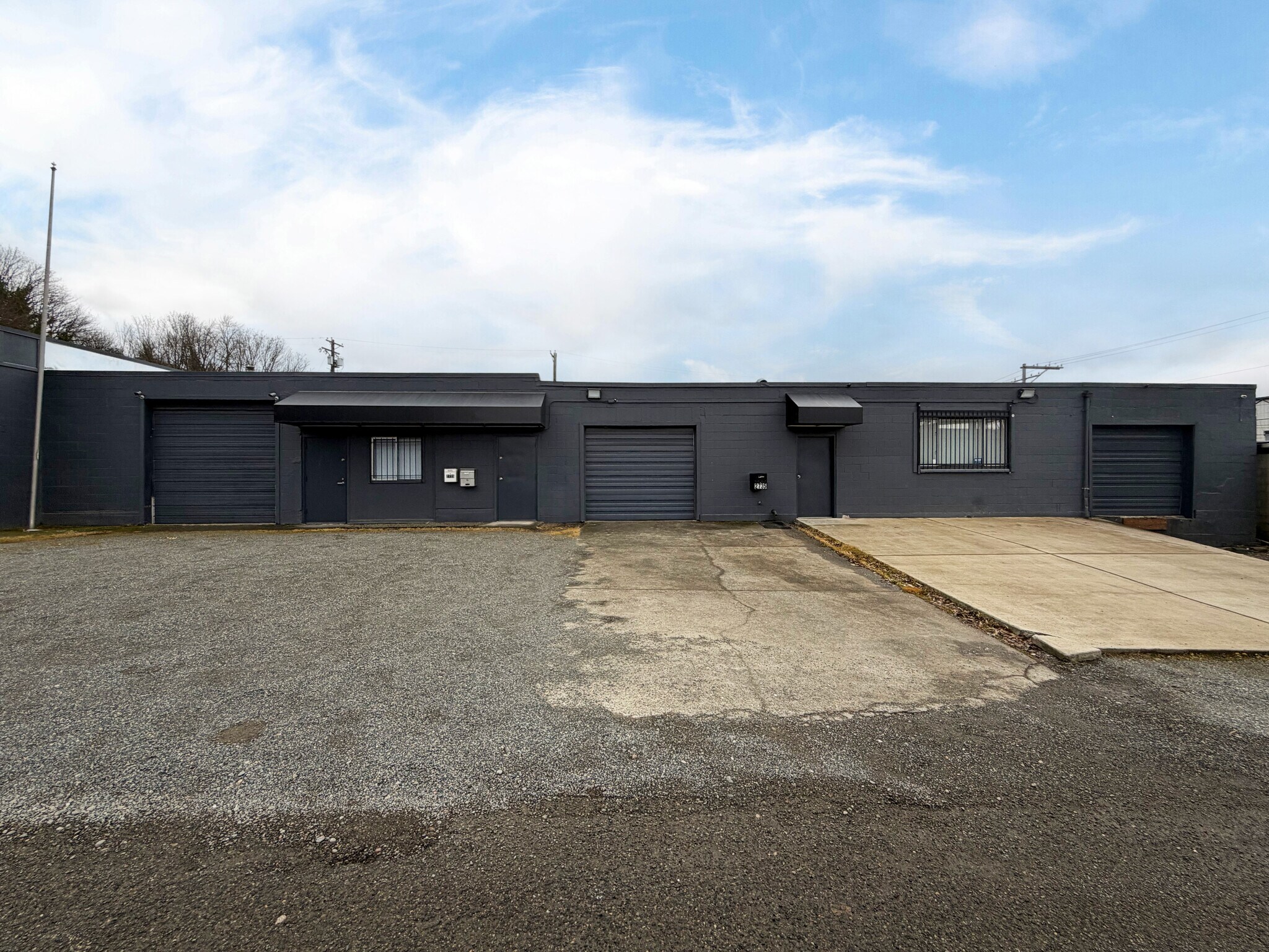 2733 S Ash St, Tacoma, WA à louer Photo principale– Image 1 sur 8