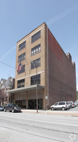 239 Main St, Johnstown, PA à vendre - Photo de l’immeuble – Image 3 sur 3