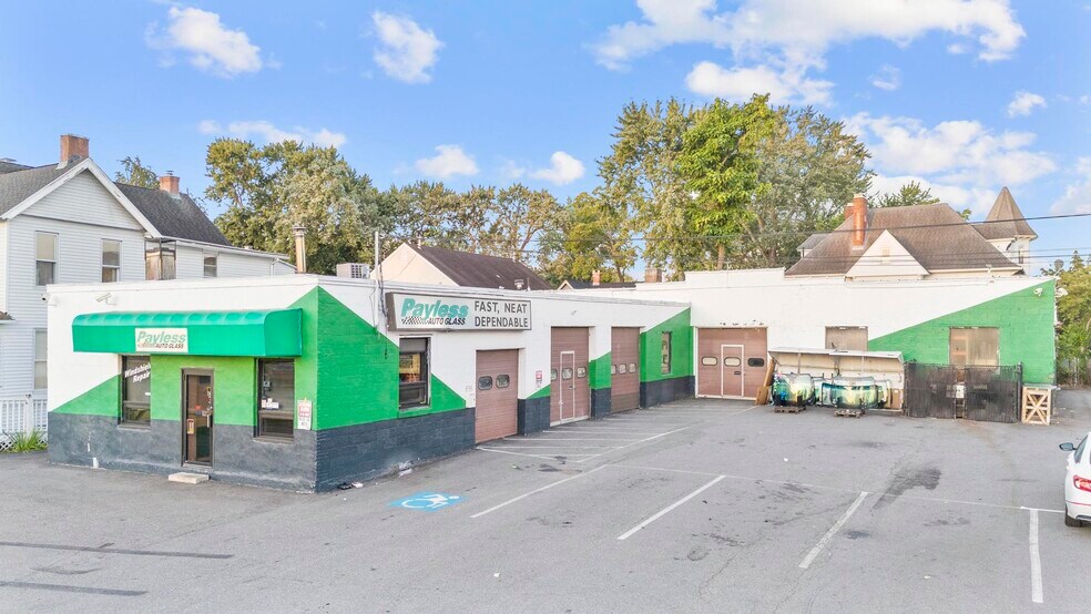 521 Wethersfield Ave, Hartford, CT à louer - Photo de l’immeuble – Image 1 sur 22
