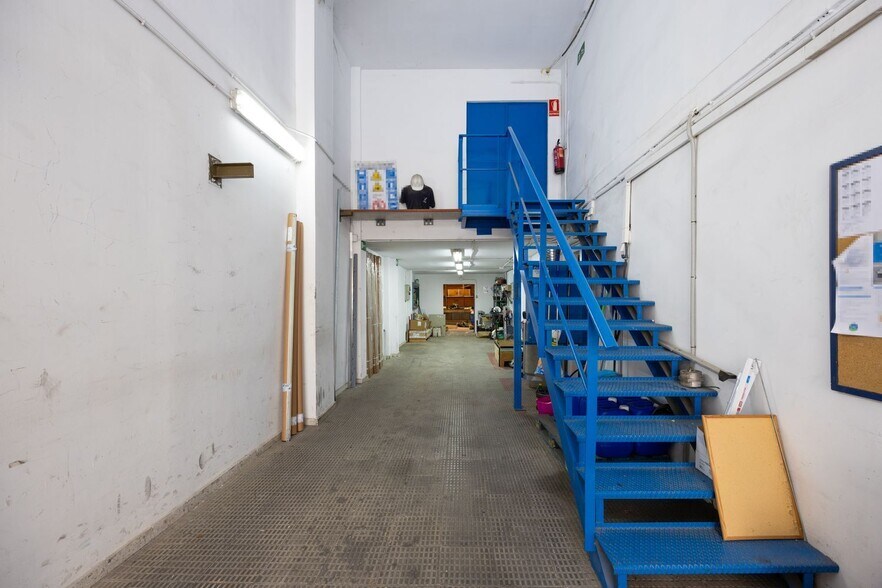 Immeuble residentiel dans Madrid, Madrid à vendre - Photo intérieure – Image 3 sur 8