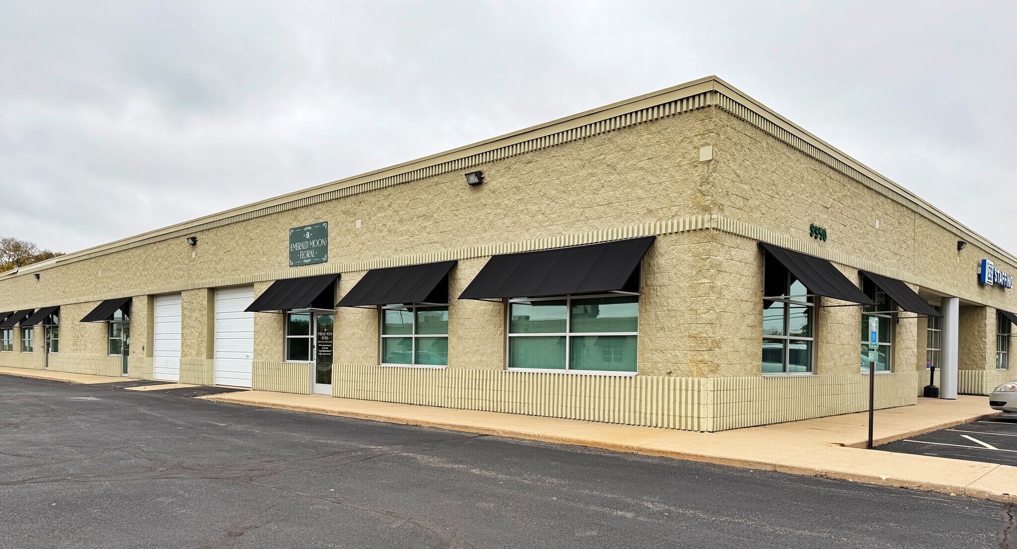 9950 Alpine Rd, Machesney Park, IL à louer Photo intérieure– Image 1 sur 5